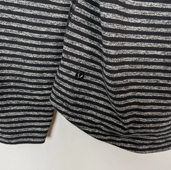 Lululemon Men M Surge Warm 1/2 Zip Raven Stripe Black Heathered Black Athletic - Picture 12 of 13